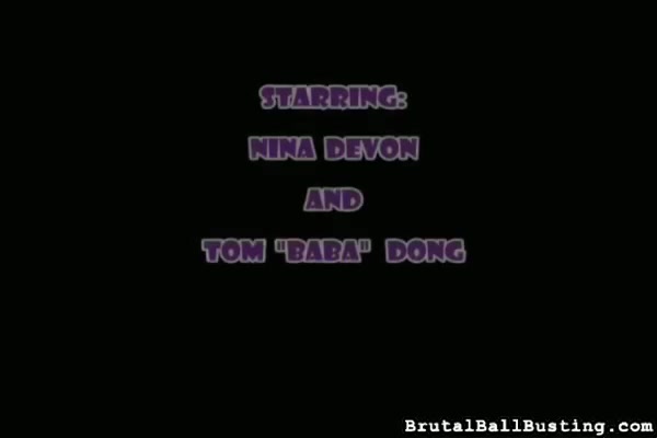 Ebony Ballbusting